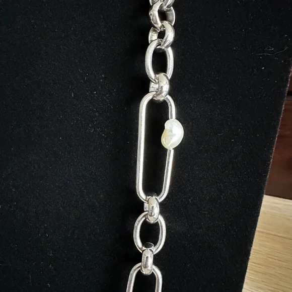 Kendra Scott Silver-Tone Link Necklace with Pearls - Picture 2 of 6